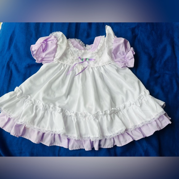 Sz 0-3 mon. VTG Colonial prairie Purple White ruffle lace dress w/bow & bloomers - Picture 6 of 12